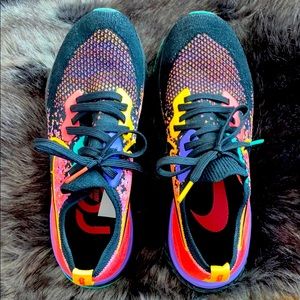 NIKE EPIC REACT FLYKNIT 2